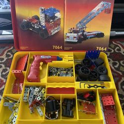 Erector Building set