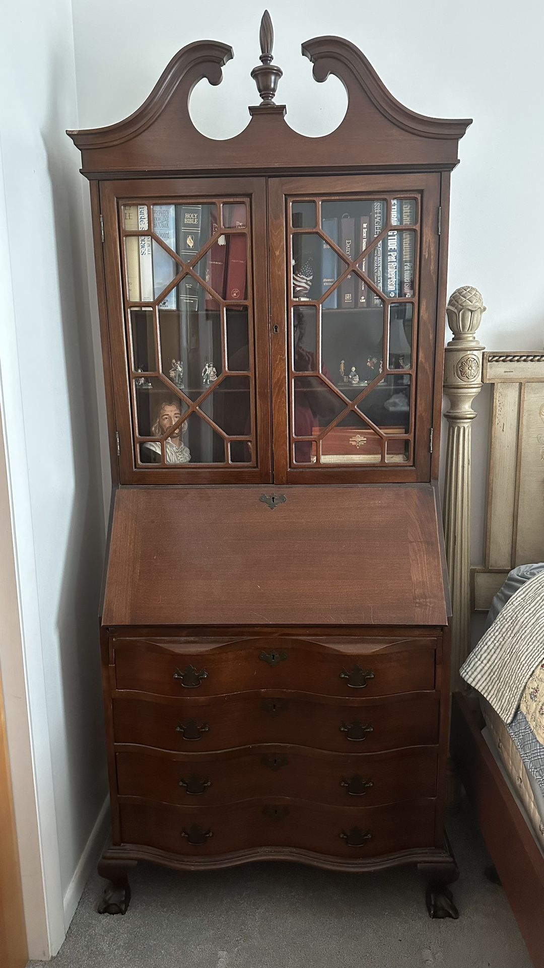 Antique Full Desk/ 3 Drawers