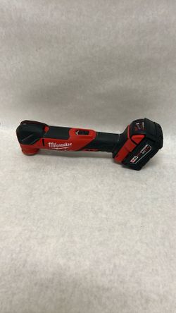 Milwaukee Multitool Model 2836-20 with XC 5.0 battery