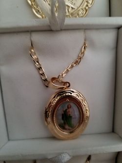 Cadena con dige de san judas tadeo de oro laminado