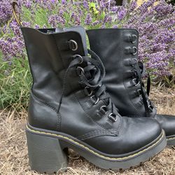 Black Doc Martens Chesney Flared Heel Lace Up Boots Platform Size 10W