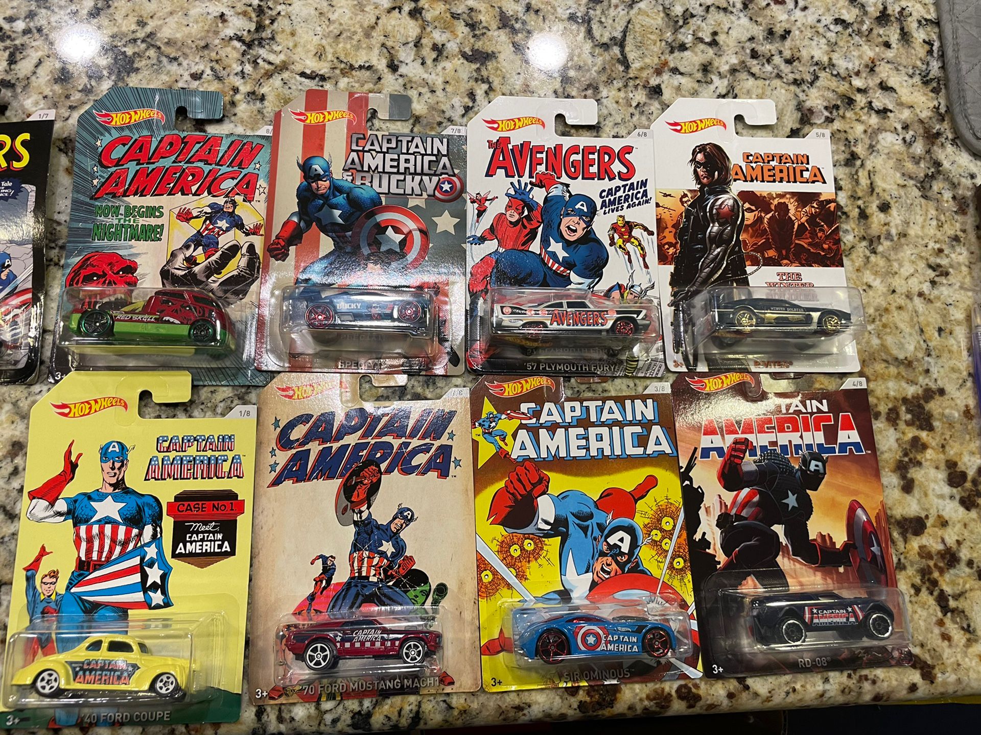 2015 Hot Wheels Captain America Complete Set of 8 With 3 0f The 7 2017 Wal-Mart Exclusive Avengers Set