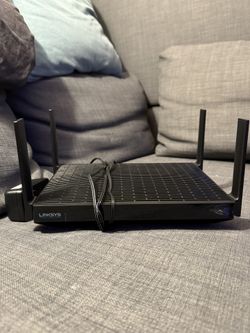 The Linksys Hydra Pro 6E Tri-Band Mesh WiFi Router Mr 7500