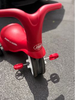 Radio Flyer Toddler Ride-On