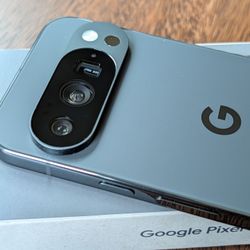 Pixel 10 Pro 265 GB Obsidian - Unlocked - $600.Brand new (used for 2 weeks) Google Pixel 10 Pro - 256 GB - Black. This phone is carrier unlocked and 