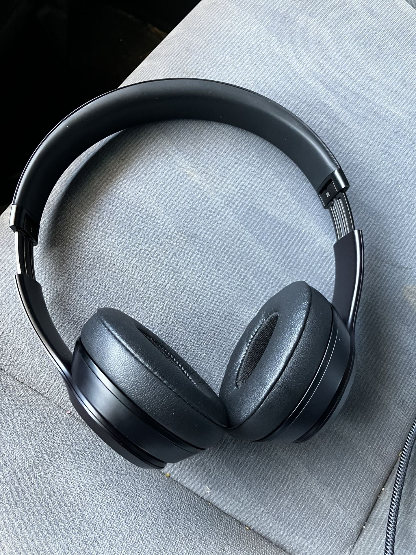 Beats Solo 3 Headphones