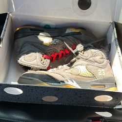 OFF WHITE JORDAN 5s Size 8.5 MUSLIN