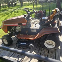 Free Free Lawn mower, lawn tractor.
