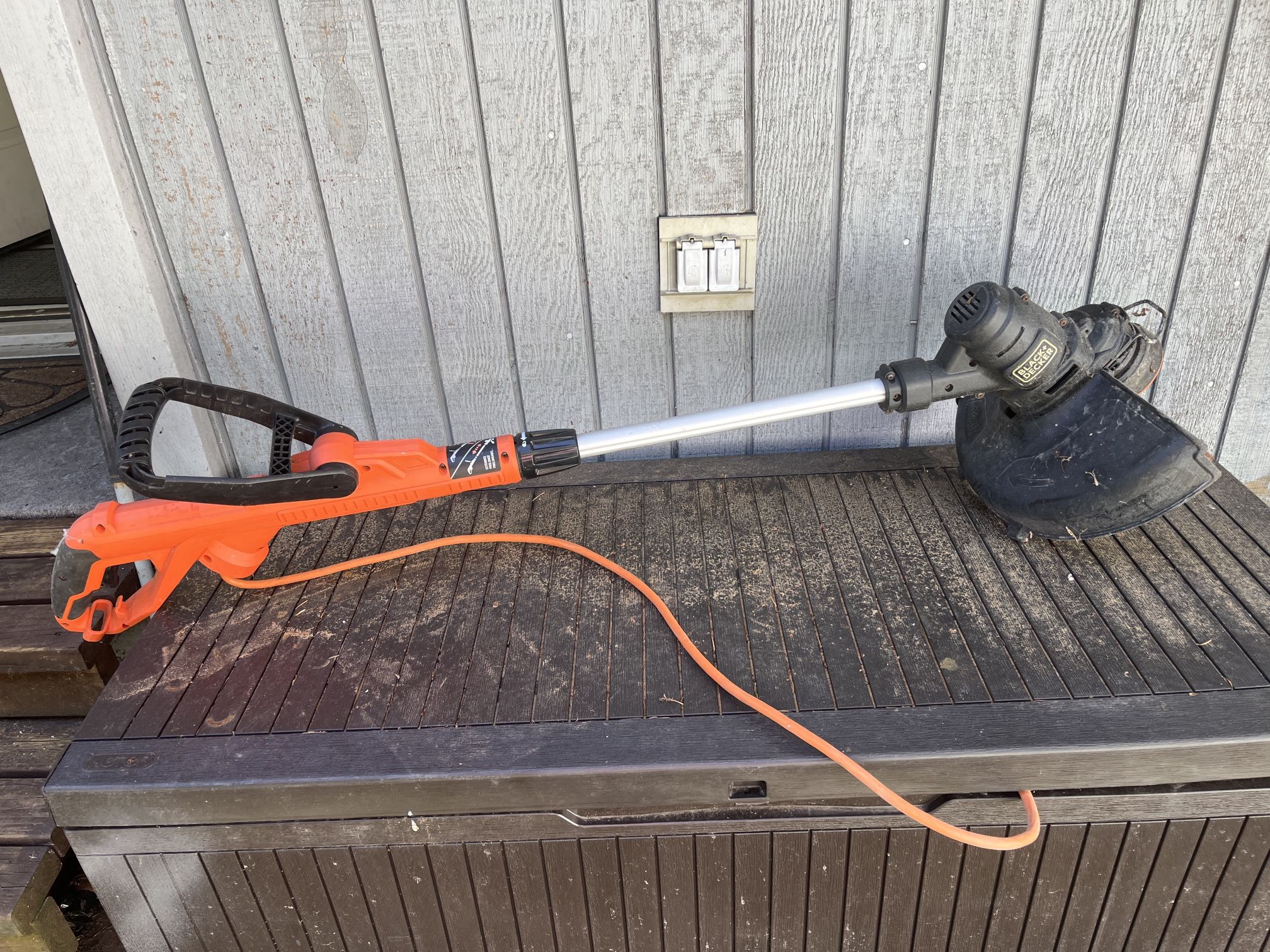 Black & Decker Corded Electric ST 9000 120v Weed Whacker