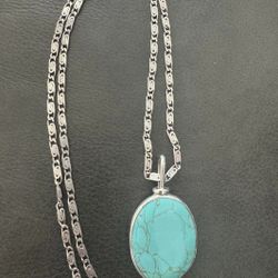 Vintage Sterling Silver 925 Mexico Turquoise 2.25” Pendant  Vintage sterling silver 925 chain necklace  In great condition  Marked 925 sterling  16.43