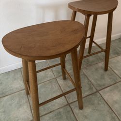 Set Of 4 Bar Stools 