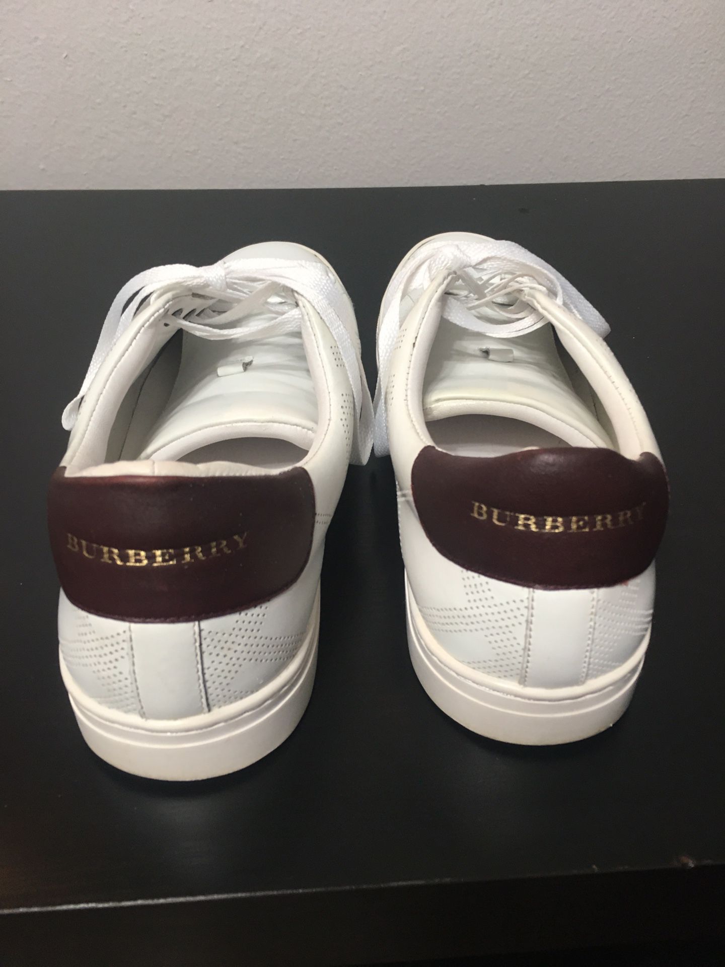 Men’s BURBERRY AUTHENTIC shoes size 44