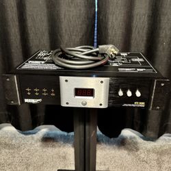 Monster Power HTS 3600 Power Center 