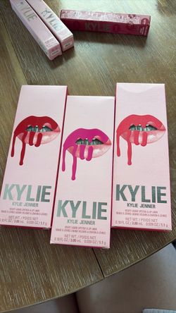 Kylie cosmetics - velvet liquid lipstick & lip liner