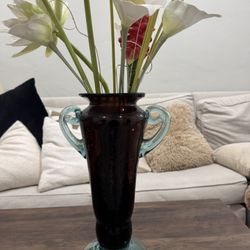 Vintage Vase With fake flowers