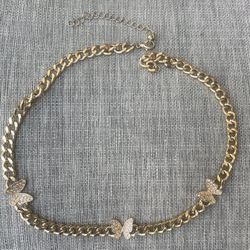 Women’s Jewelry - Gold Tone Rhinestone Studded Butterfly 🦋 Chain Necklace 