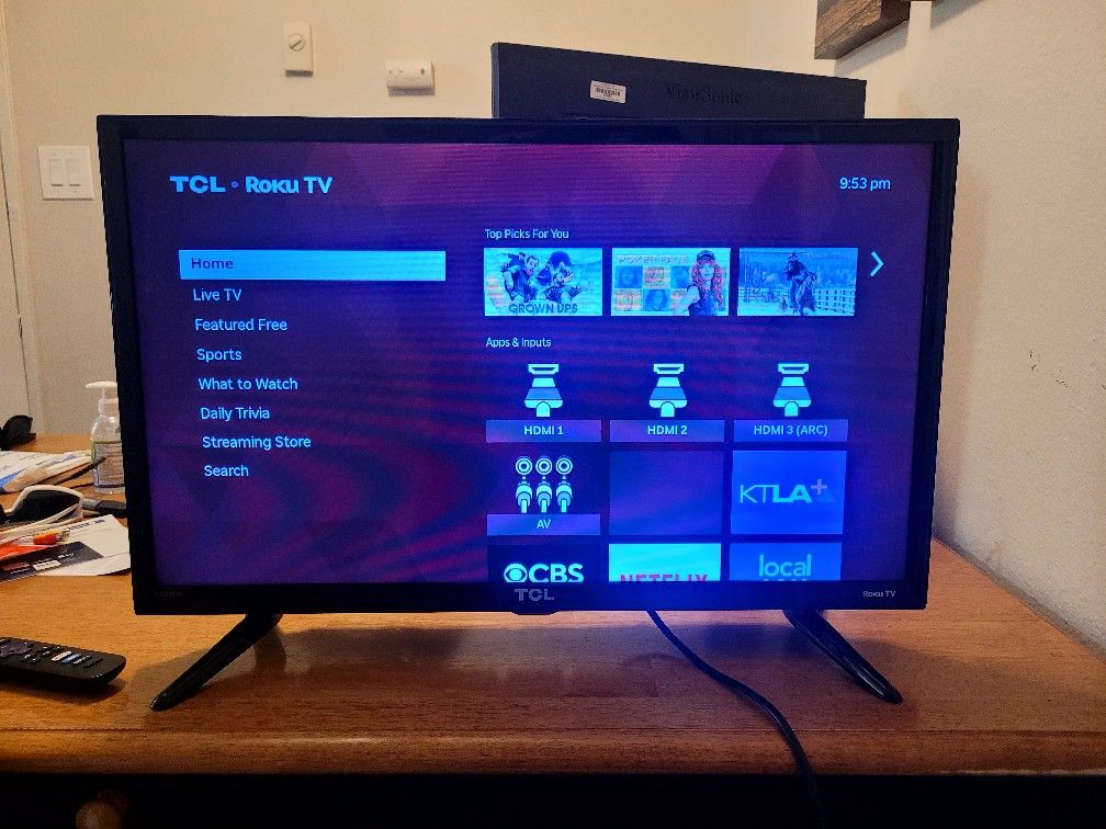 TCL Roku 28" Smart TV
