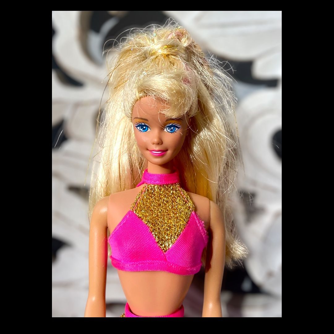 Vintage 1996 Mattel Splash 'n Color Barbie Doll Pink & Gold Swimsuit
