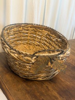 Fall wicker basket