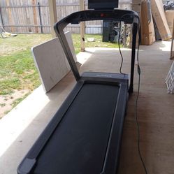 NordicTrack commercial treadmill, 1250