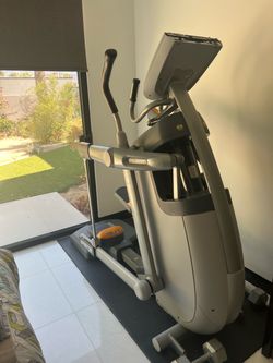 Precor AMT Adaptive Motion  Trainer