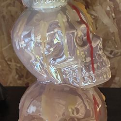 3 Skull totum candle holder