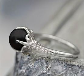 BLACK FAUX PEARL RING STAINLESS STEEL