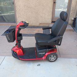 PRIDE VICTORY 10.2 MOBILITY SCOOTER 