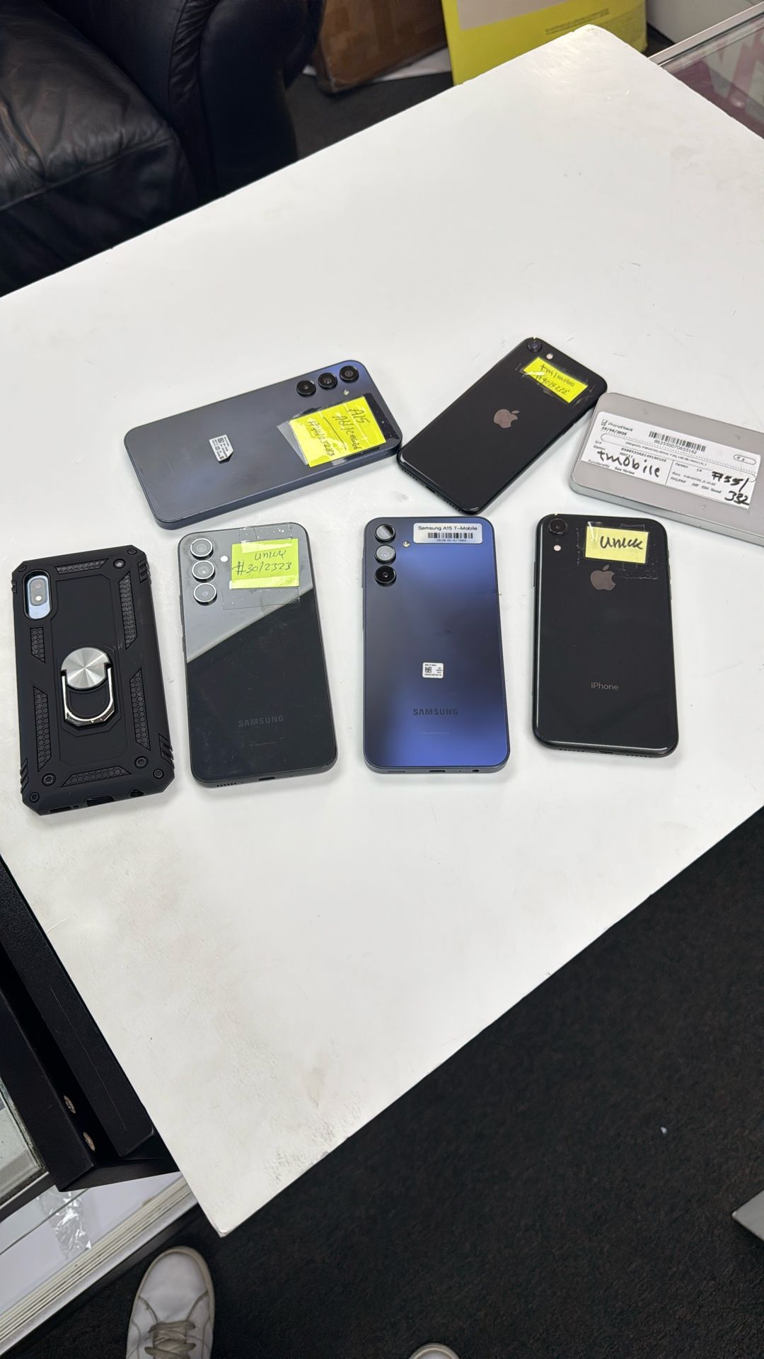 Phones iPhones iPad For Sale