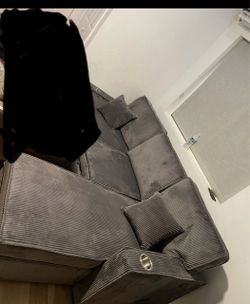Couch gray