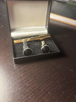 Vintage Pioneer Cufflinks with Tie Clip – Classic Set in Case
