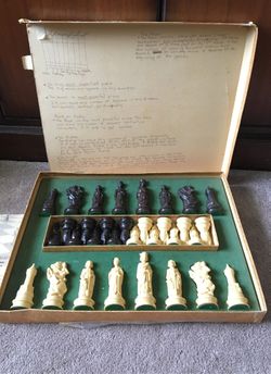 Renaissance Chessmen Set