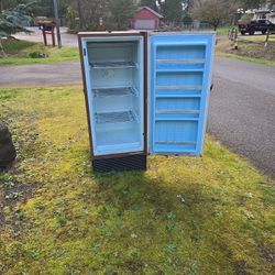 Admiral Stand Freezer 