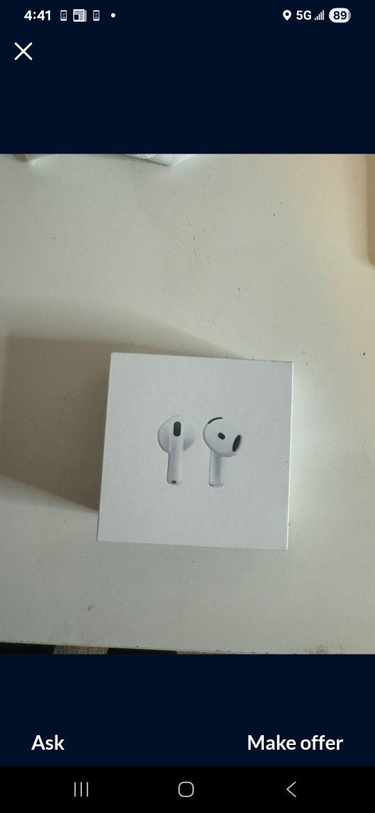 Apple Air Pods 4 Active Noise Cancelation