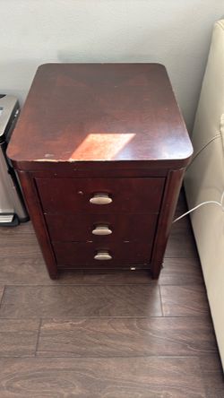 Night stand
