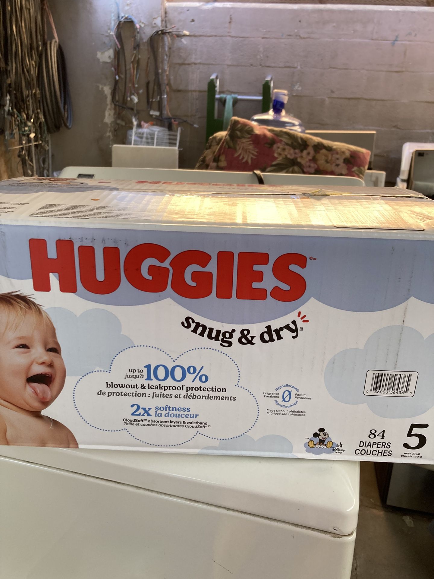 HUGGIES SIZE 5 84 pañales