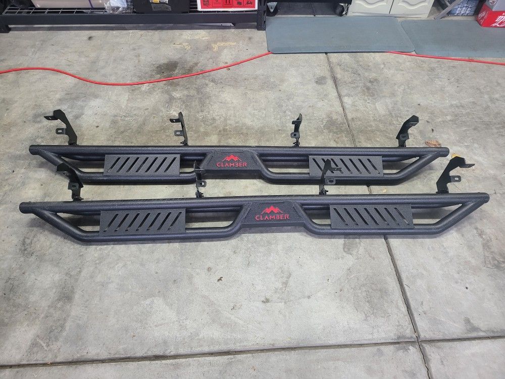 Steel Running Boards For 2019-2026 Chevy Silverado 1500 Crew Cab