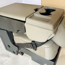 2015-2024 Ford F150/250/350 Center Console Gray Vinyl Jump Seats