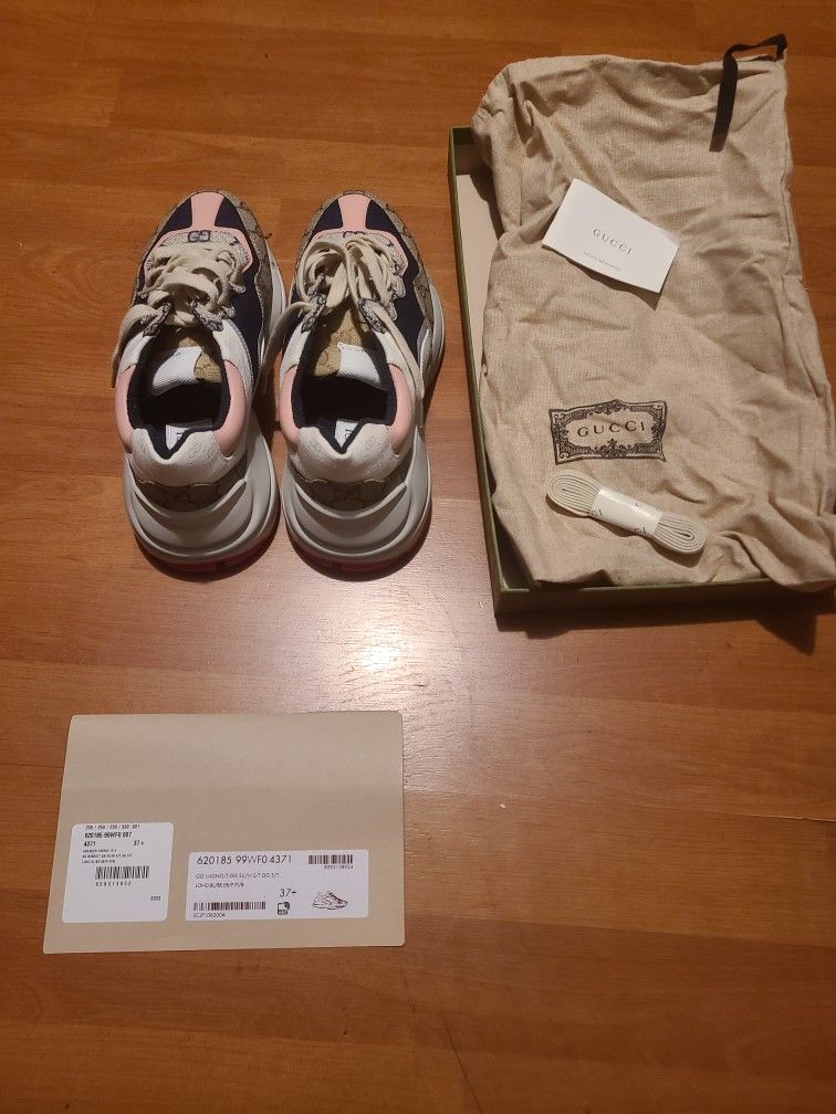 Womens Gucci Shoes