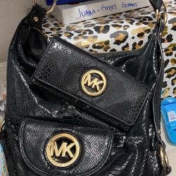 MK Black Purse And Wallet