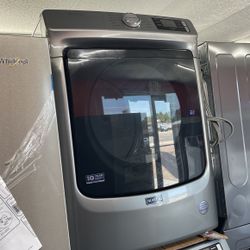 New Scratch And Dent Maytag Front Load Washer And Dryer Set. 1 Yeah Warranty 