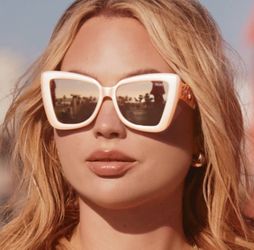Quay Chain Reaction Sunglasses for Sale in Fontana, CA - OfferUp display picture 1