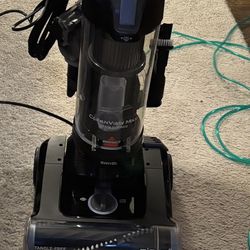 Bissell clean view Vacuum
