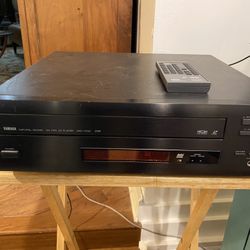 YAMAHA CD/LD Laserdisc Player CDV-1700 W/remote