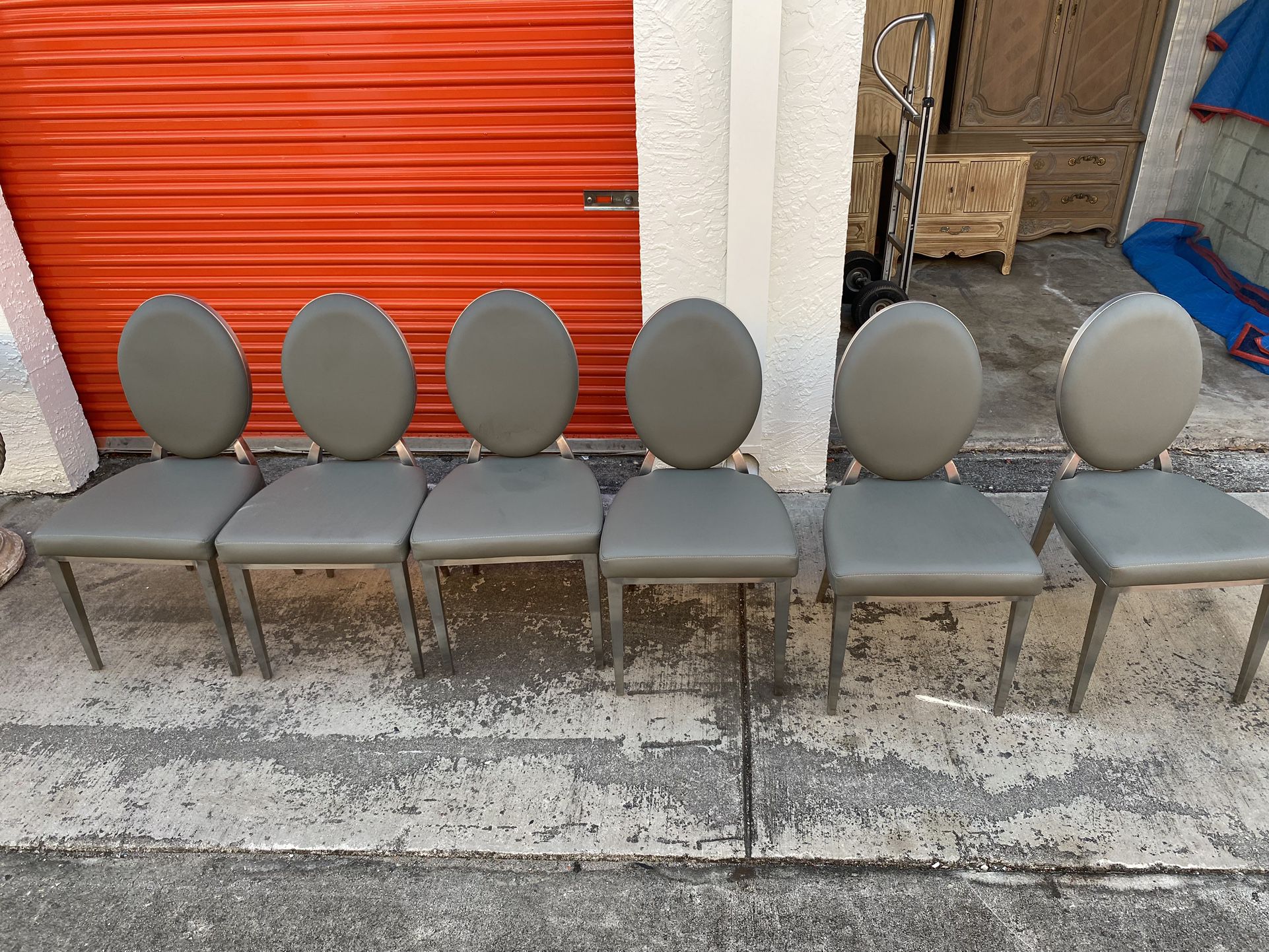 6 Grey Dinning Chairs