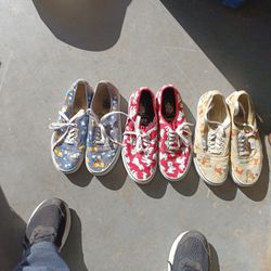 Disney tennis shop shoes for women