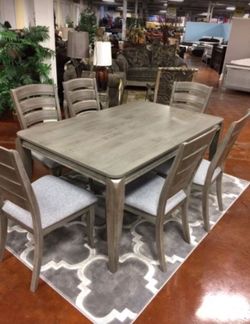 Dining table set