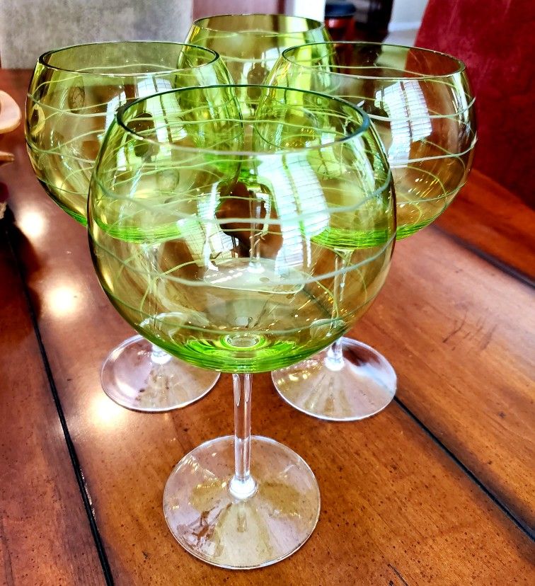 Apple Green Crystal Wine Glasses X 4 *Please Read Entire Description*