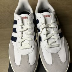Adidas Barreda Men’s Size 12 White Navy Red Sneakers New With Box