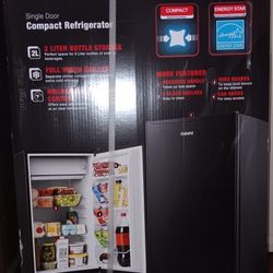 Galanz 3.3cf Single Door Mini Fridge
